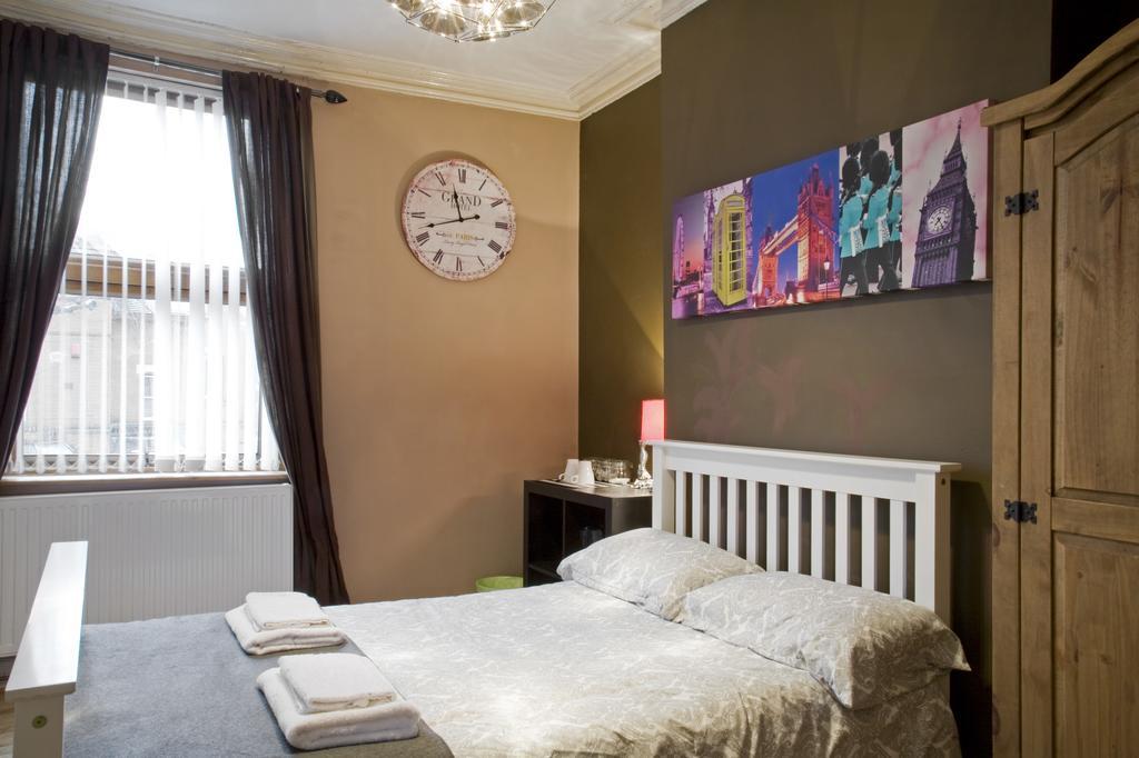 Oaklands Apartment Wolverhampton Exterior photo